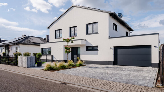 Haus Montero | Präzise gestaltet. Großzügig geplant.